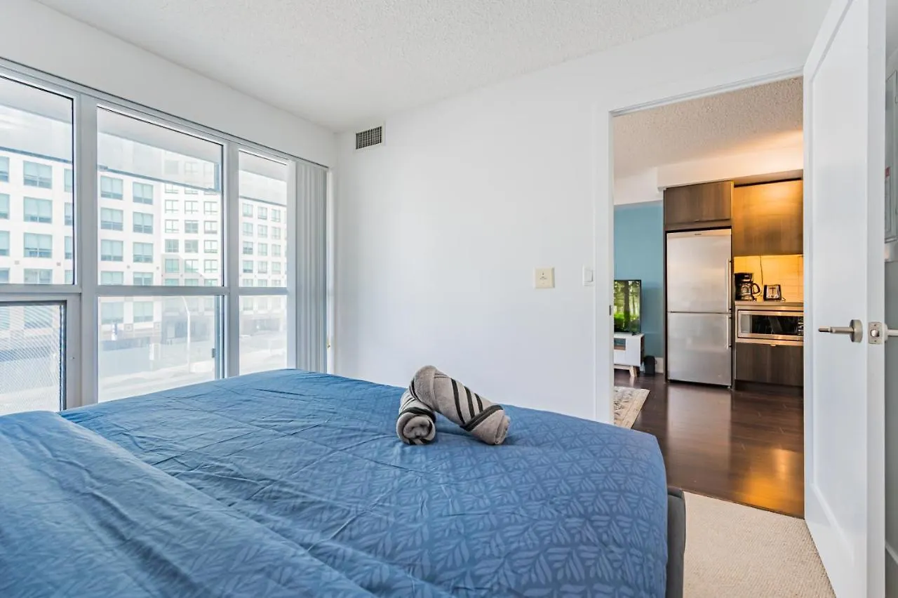 Rs Tridel Boutique Suites Toronto Canada